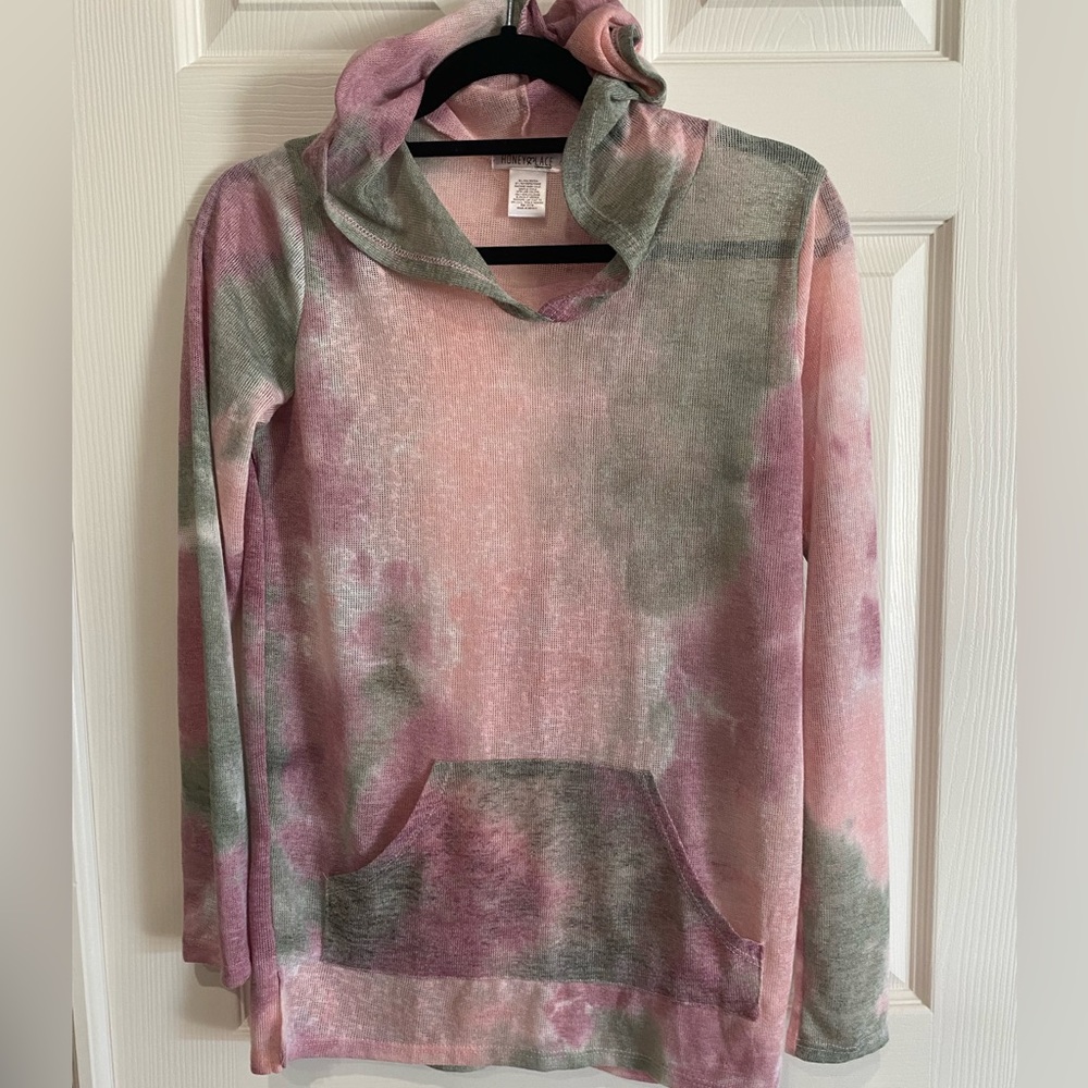 Tie Dye knit hooded top
